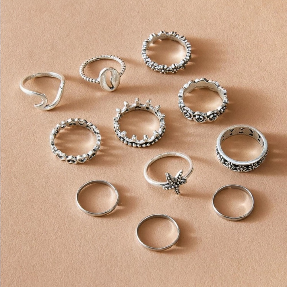 • Brielle • 11 Pc. Shell + Flower Rings Set - Picture 2 of 4